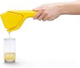 Manual Juicer Folding Lemon Juicer Easy to squeeze manual juicer Fruit Kitchen Gadgets - yellow